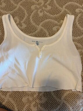 Brandy Melville White Ribbed Henley Crop Tank